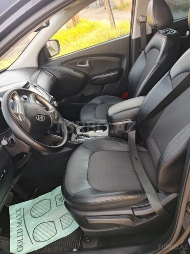 Hyundai ix35-6