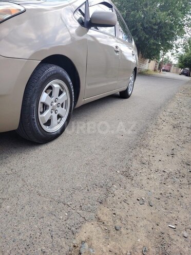 Toyota Prius-6