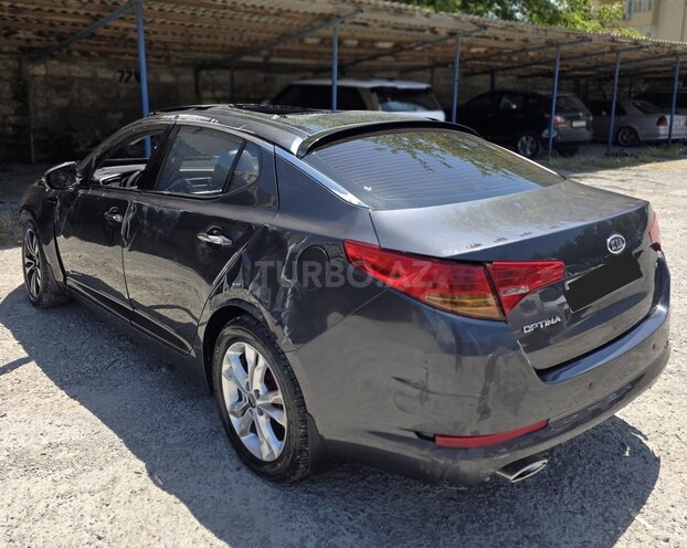 Kia Optima-2