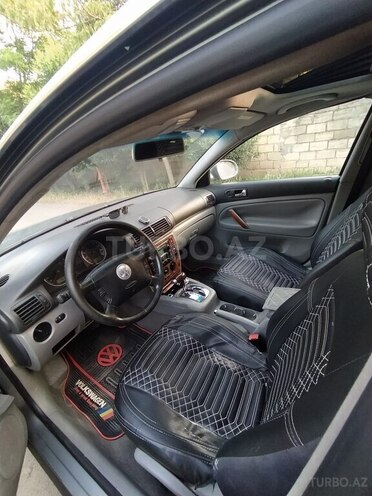 Volkswagen Passat-6