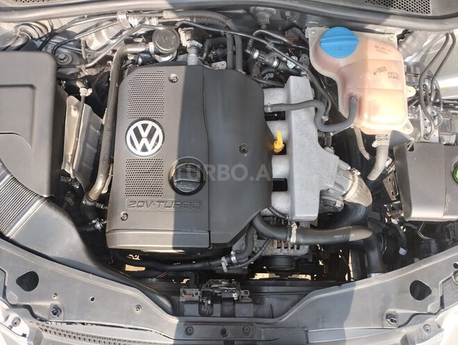 Volkswagen Passat-8