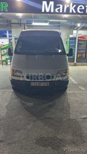 Ford Transit-1