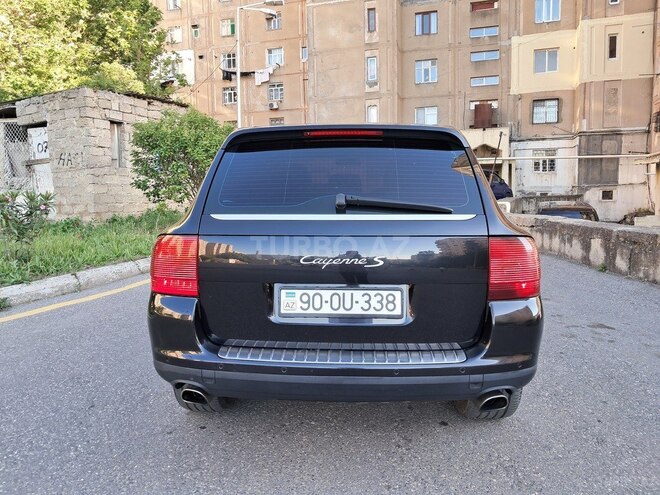 Porsche Cayenne S-4