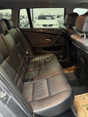BMW 520-21