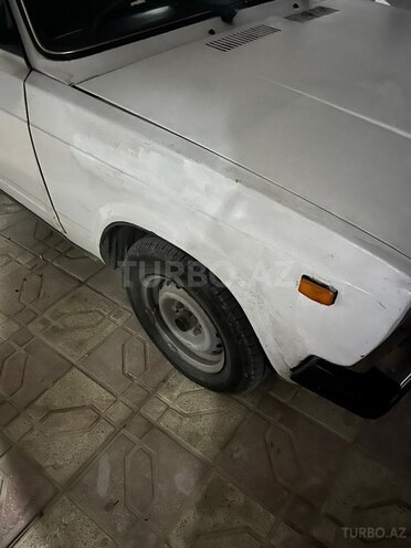 LADA (VAZ) 2107-4