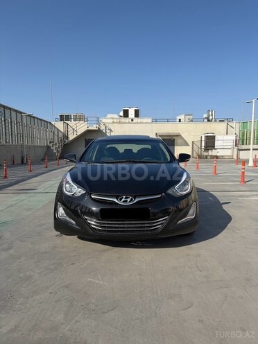Hyundai Elantra-1