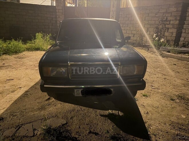 LADA (VAZ) 2107-1