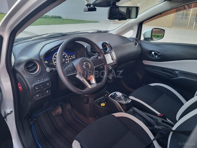Nissan Note-15
