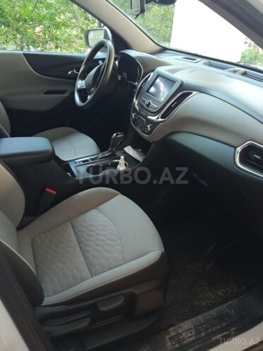 Chevrolet Equinox-7