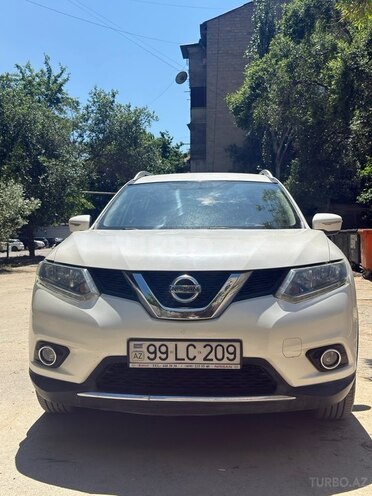 Nissan X-Trail-1