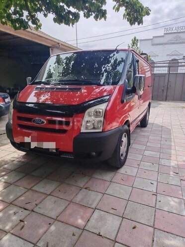 Ford Transit-2