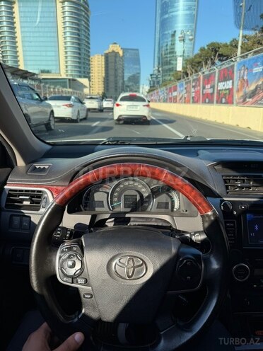 Toyota Camry-7