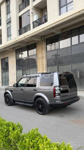 Land Rover Discovery-4