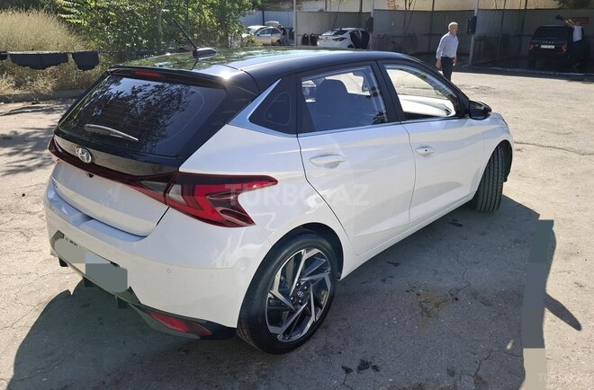 Hyundai i20-3