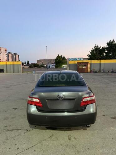 Toyota Camry-3
