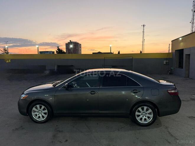 Toyota Camry-7