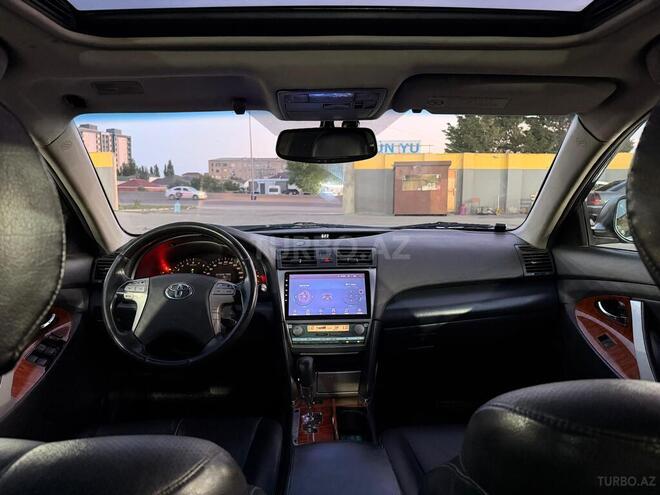 Toyota Camry-6
