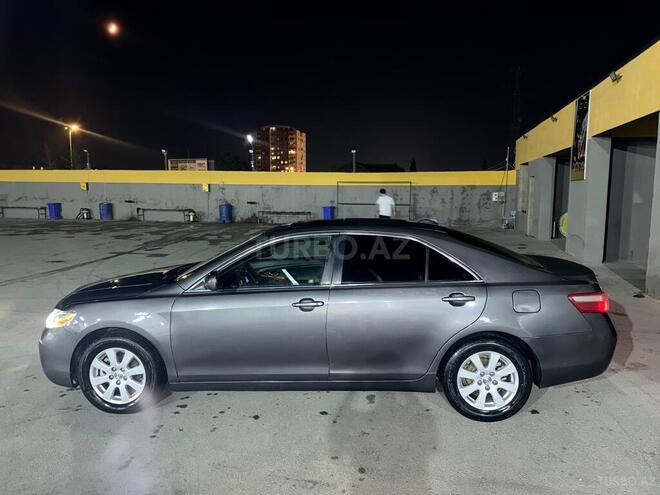 Toyota Camry-11