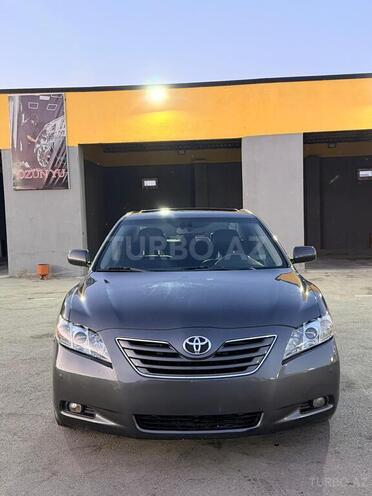 Toyota Camry-1