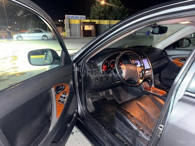 Toyota Camry-17