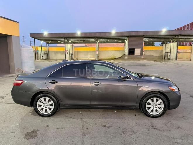 Toyota Camry-2