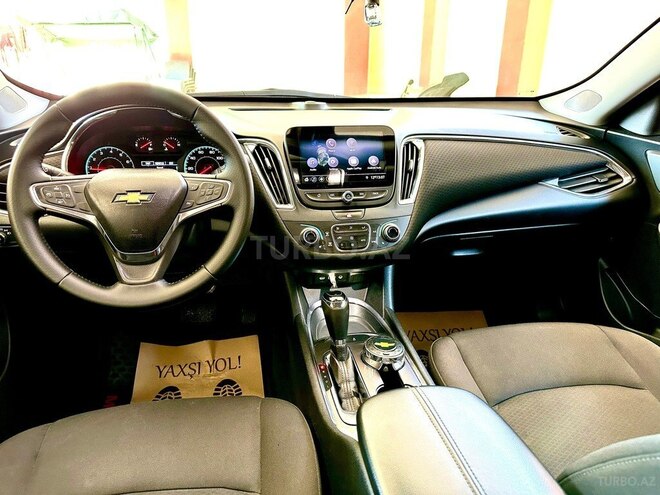 Chevrolet Malibu-5