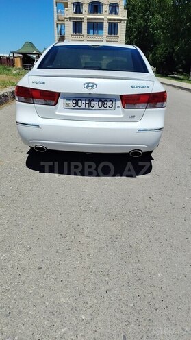 Hyundai Sonata-2
