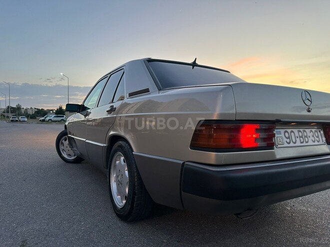 Mercedes 190-3