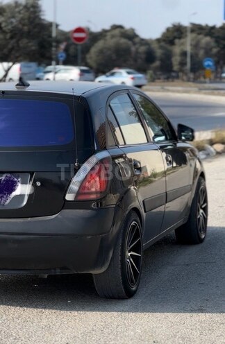 Kia Rio-2