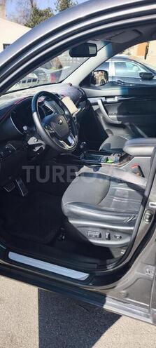 Kia Sorento-10