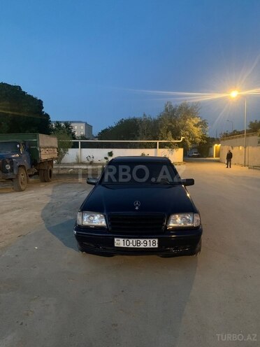 Mercedes C 180-2