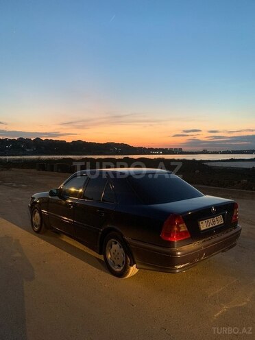 Mercedes C 180-5
