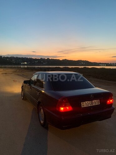 Mercedes C 180-8
