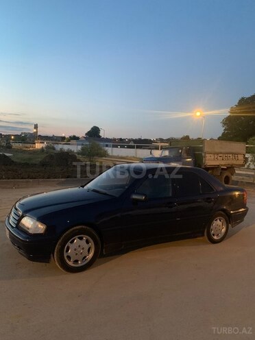 Mercedes C 180-4