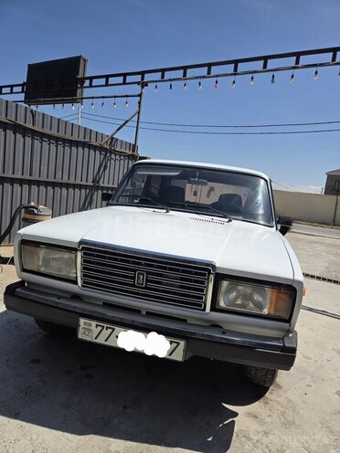 LADA (VAZ) 2107-4
