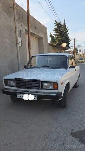 LADA (VAZ) 2107-1