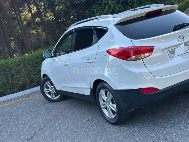 Hyundai ix35-5