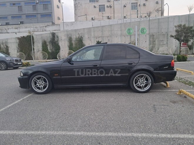 BMW 523-5