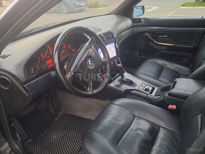 BMW 523-11