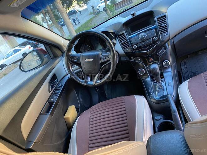 Chevrolet Cruze-8