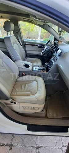 Audi Q7-18