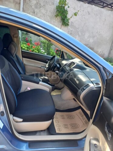 Toyota Prius-7