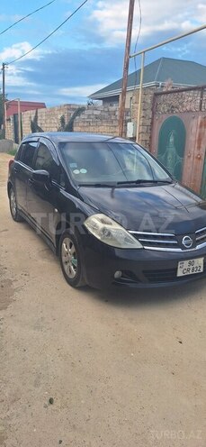 Nissan Tiida-2
