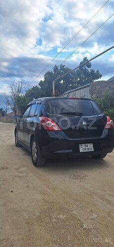 Nissan Tiida-6