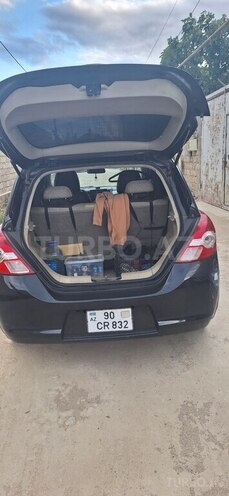 Nissan Tiida-19
