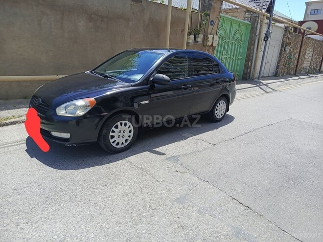 Hyundai Accent-3