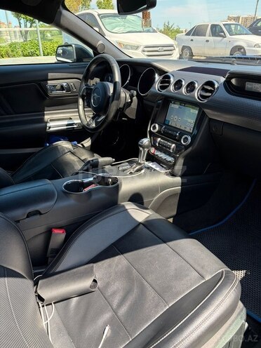 Ford Mustang-17