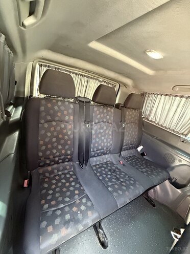 Mercedes Vito 115 CDI-11