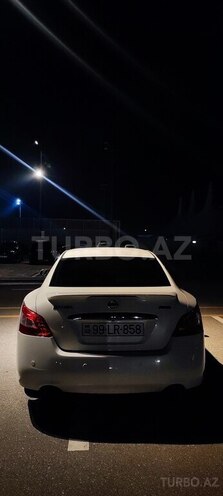 Nissan Maxima-4