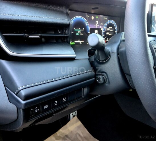 Toyota Camry-32